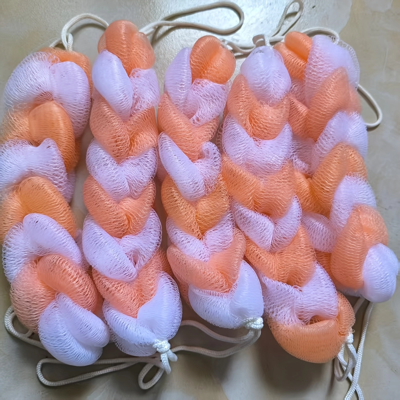 Exfoliating Mesh Back Scrubber Towel - Image 10