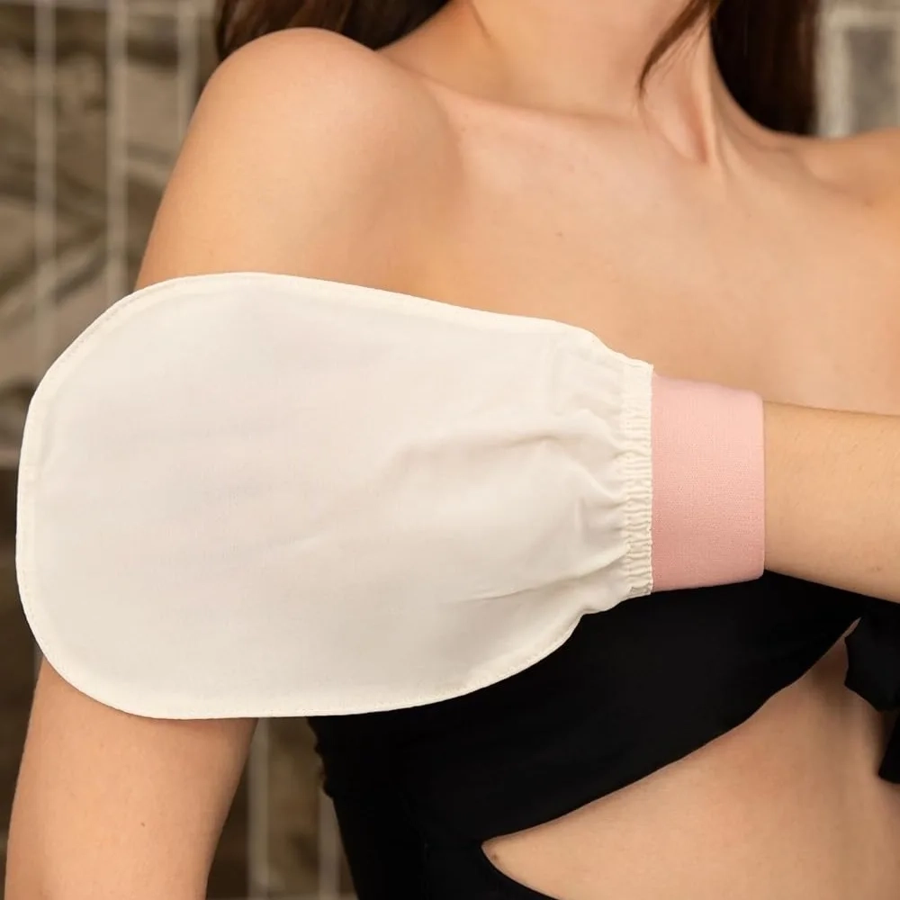 Silk Turkish Exfoliating Bath Glove - Image 3