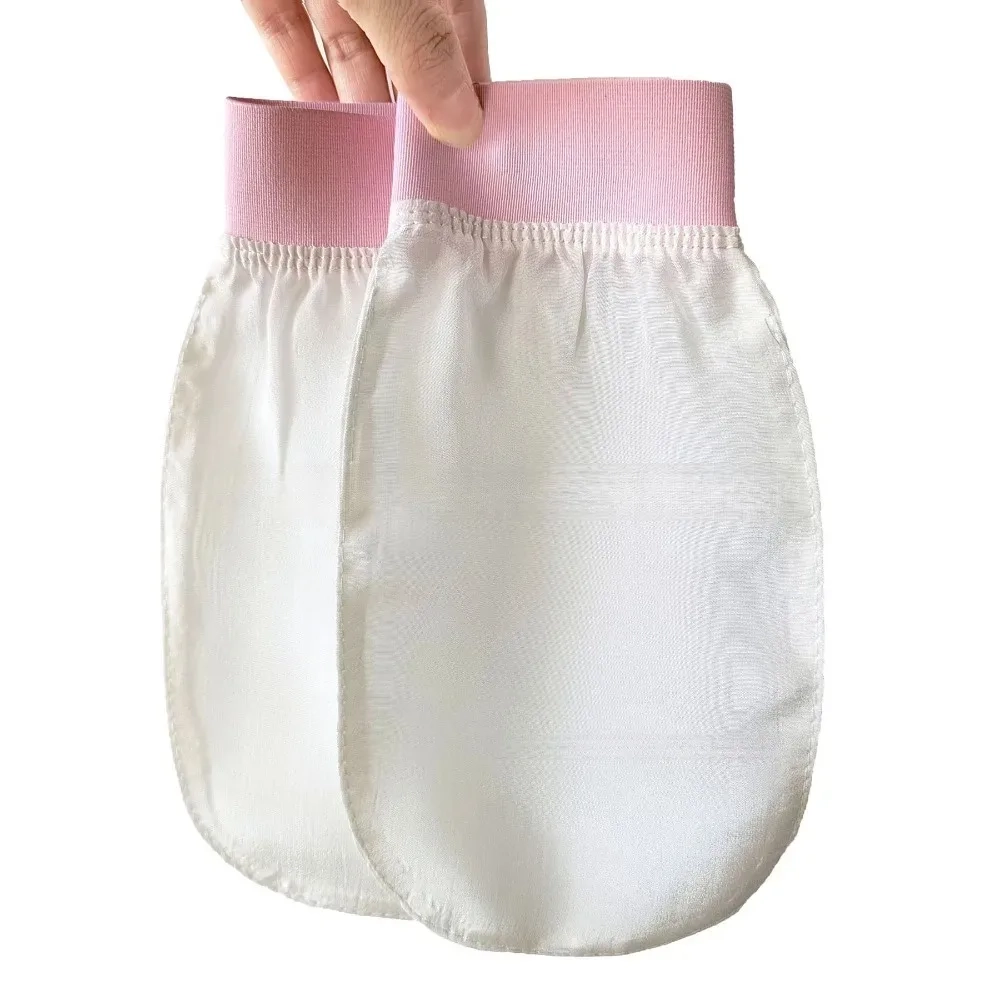 Silk Turkish Exfoliating Bath Glove - Image 6