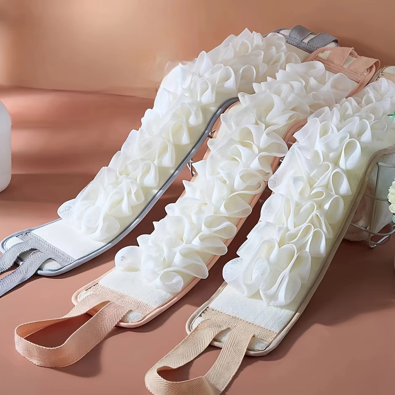 Floral Exfoliating Bath Glove - Image 4